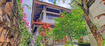 Super OYO 91870 Warna Kedaton