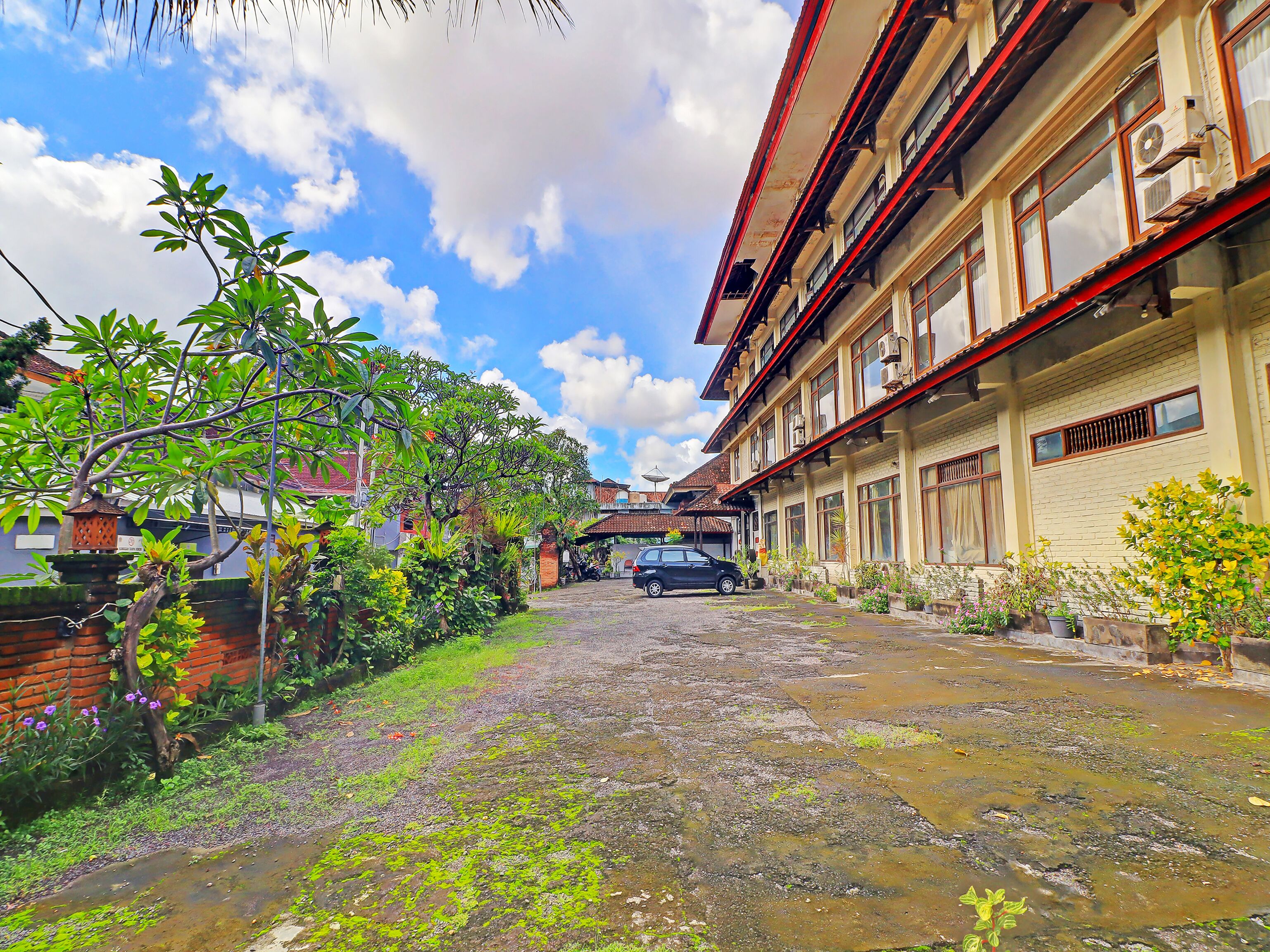 Photo - SUPER OYO 91870 Warna Kedaton