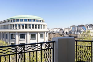 Deluxe Room, Balcony