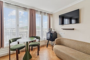 Living area - HOTEL CLERY (Paris)