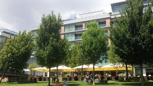 Front of property - Eurovea Apartments (Bratislava)