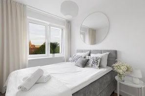 Comfort Apartment | 1 bedroom, iron/ironing board, free WiFi, bed sheets