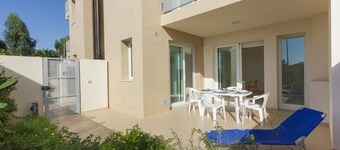 Ground floor apartment with three bedrooms