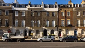 Exterior - Mornington Crescent Apartments (London)