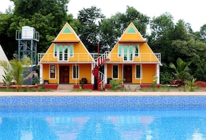Front of property - Auro Sunrise Resort (Vanur)