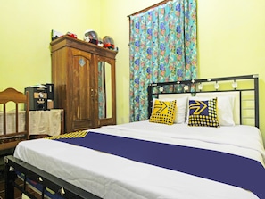 Economy Double Room | Free WiFi, bed sheets - Hotel O Desa Wisata NangelasariNearPasir Tulang (Nangelasari)