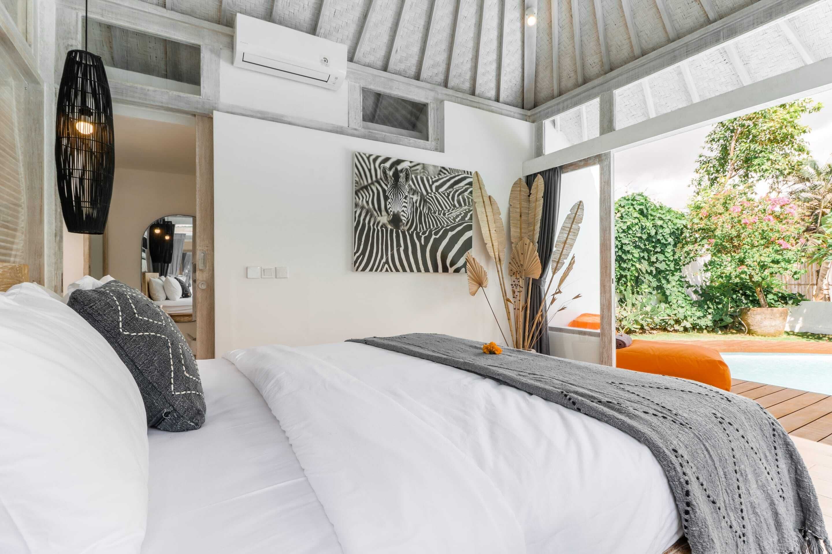 Basic Villa, 2 Queen Beds | 2 bedrooms, bed sheets