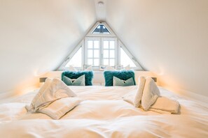 3 Schlafzimmer, Schreibtisch, Bügeleisen/Bügelbrett, kostenloses WLAN