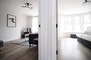 Casa Confort | 5 habitaciones, tabla de planchar con plancha y wifi gratis 