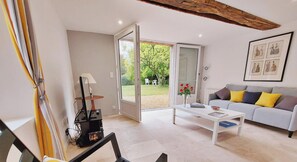 TV, DVD player, ping pong