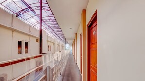 Interior detail - OYO Flagship Tembok Batu Residence  (Pogung Lor)