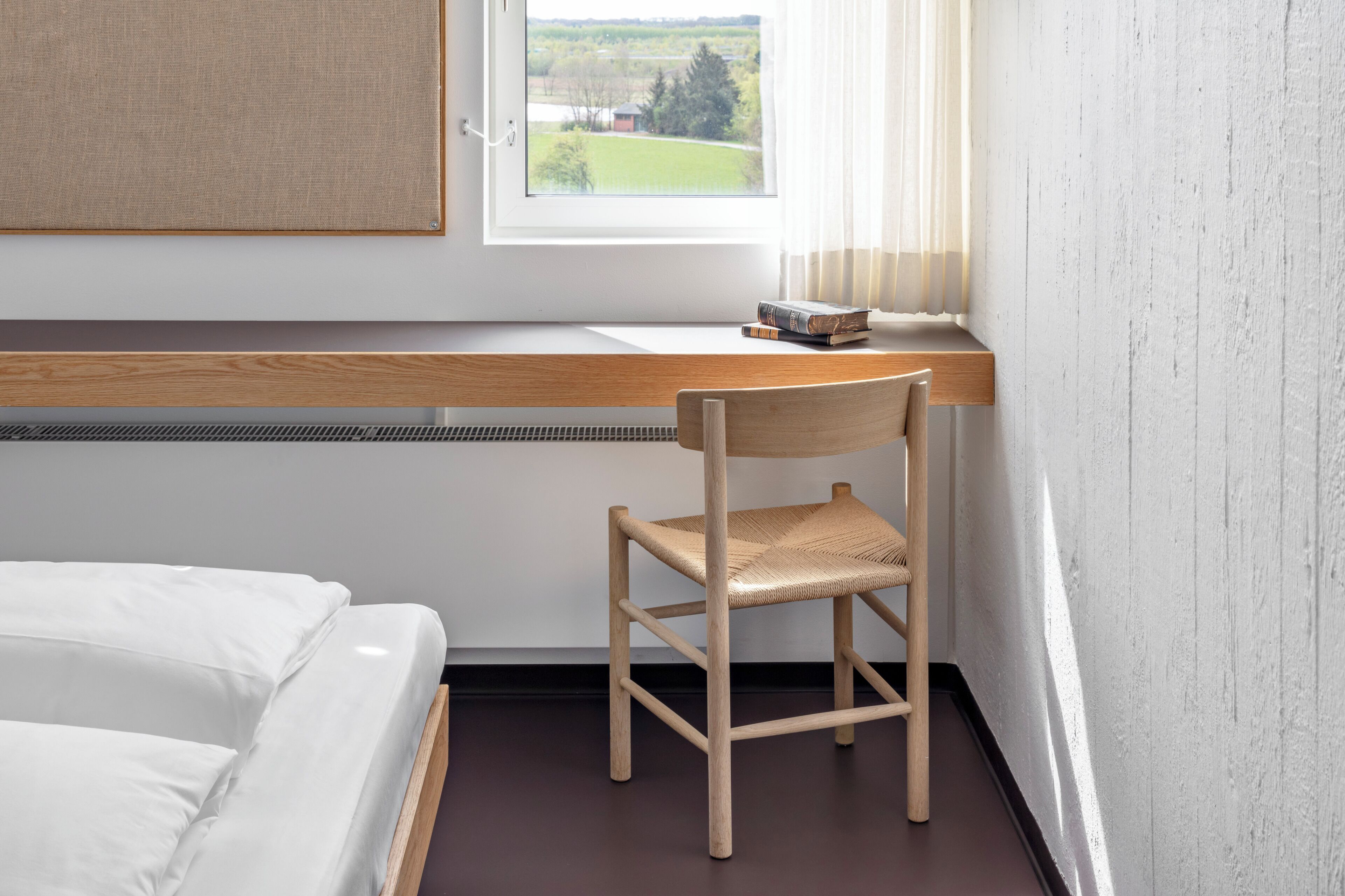 Economy-Doppelzimmer, mit Bad | Allergikerbettwaren, Schreibtisch, laptopgeeigneter Arbeitsplatz