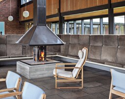 Sala de estar en el lobby