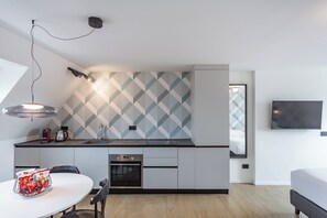 Fridge, oven, stovetop, dishwasher - 15 min from DUOMO and BRERA (Milano)
