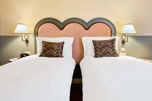 Cosy Twin | Free WiFi, bed sheets - The Hoxton Berlin (Berlin)