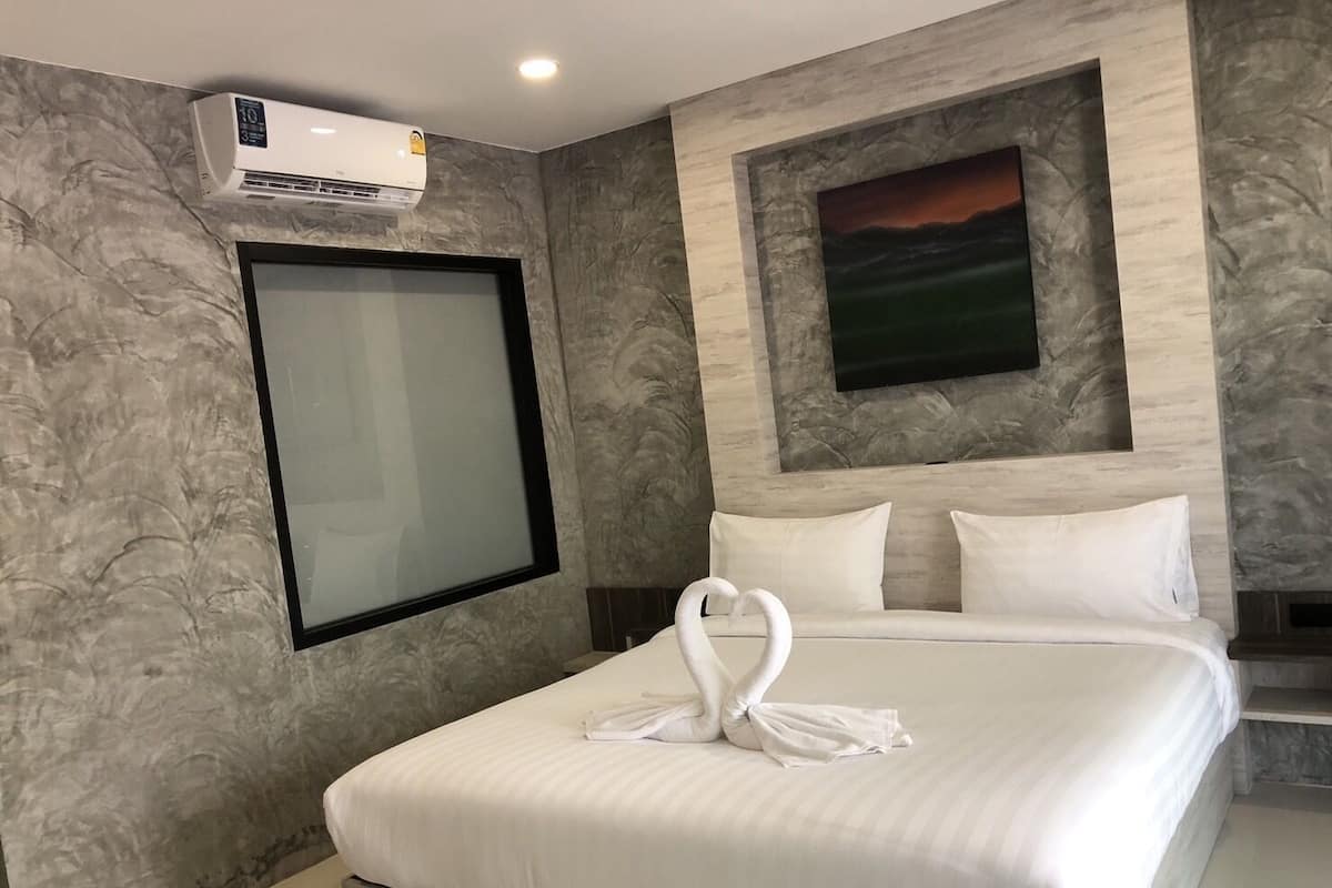 高级房 | 免费 WiFi、床单