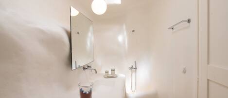 Luxury Villa | Bathroom