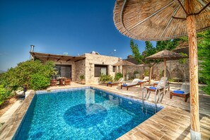 Piscine extérieure, piscine chauffée
