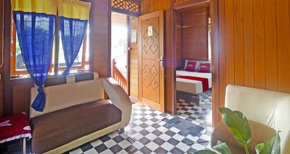 OYO 91246 Pulisan Ekowisata Homestay Near Wisata Pantai Desa Pulisan (Pulisan Beach Tour)