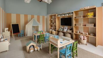 Children’s play area – indoor