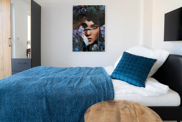 1 habitación, tabla de planchar con plancha, wifi y ropa de cama 