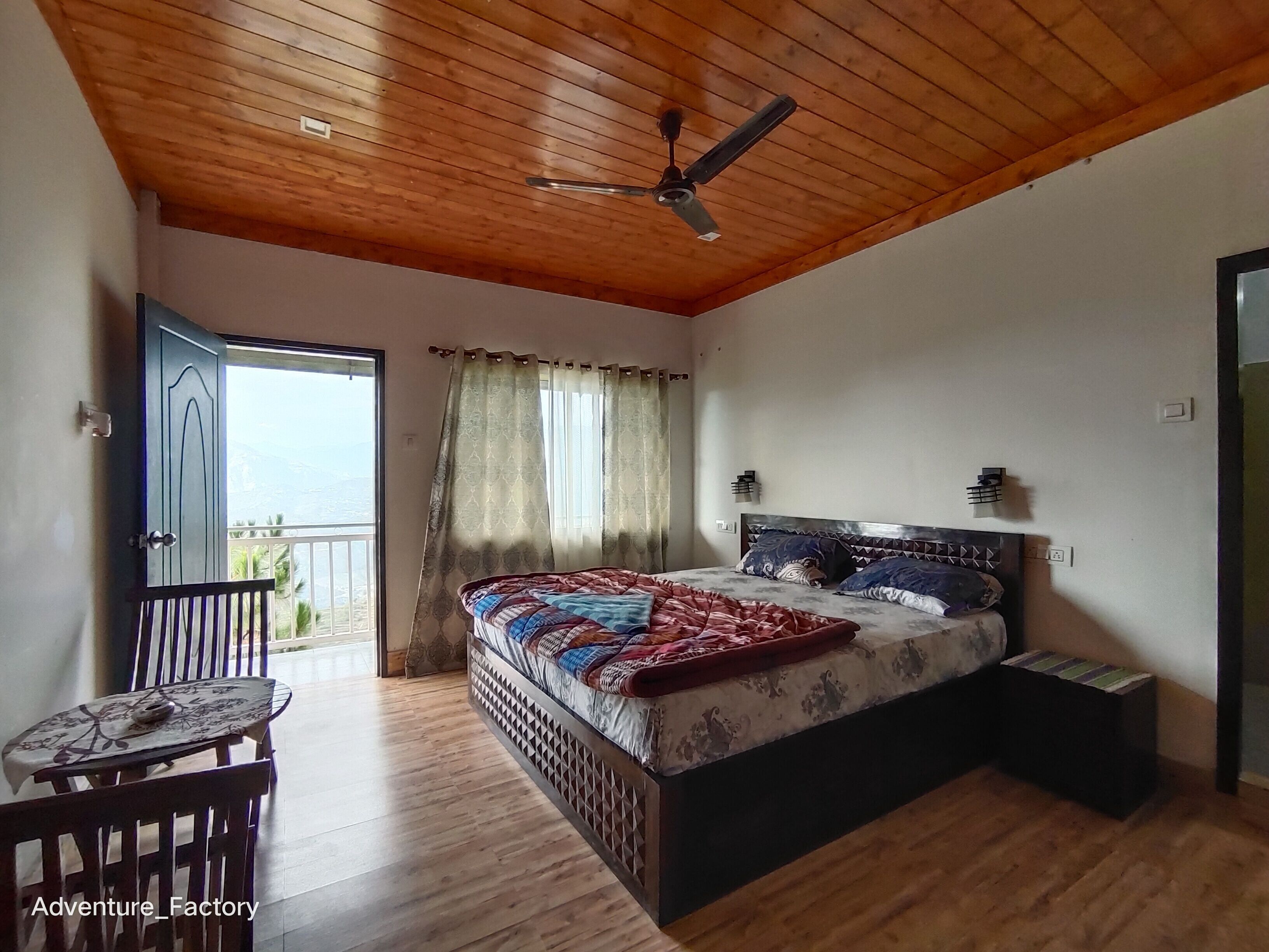 Premium Room | Free WiFi