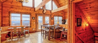 Hidden Escape Chalet by Chatuge Home Concierge | Lake & Mountain Views · Hot Tub · Firepit