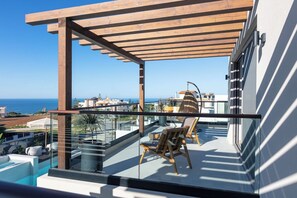 Property grounds - Macaw Residence, indulge yourself in rare luxury, daily housekeeping included! (Skaleta)