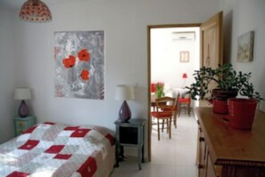 7 bedrooms, iron/ironing board, travel cot, WiFi