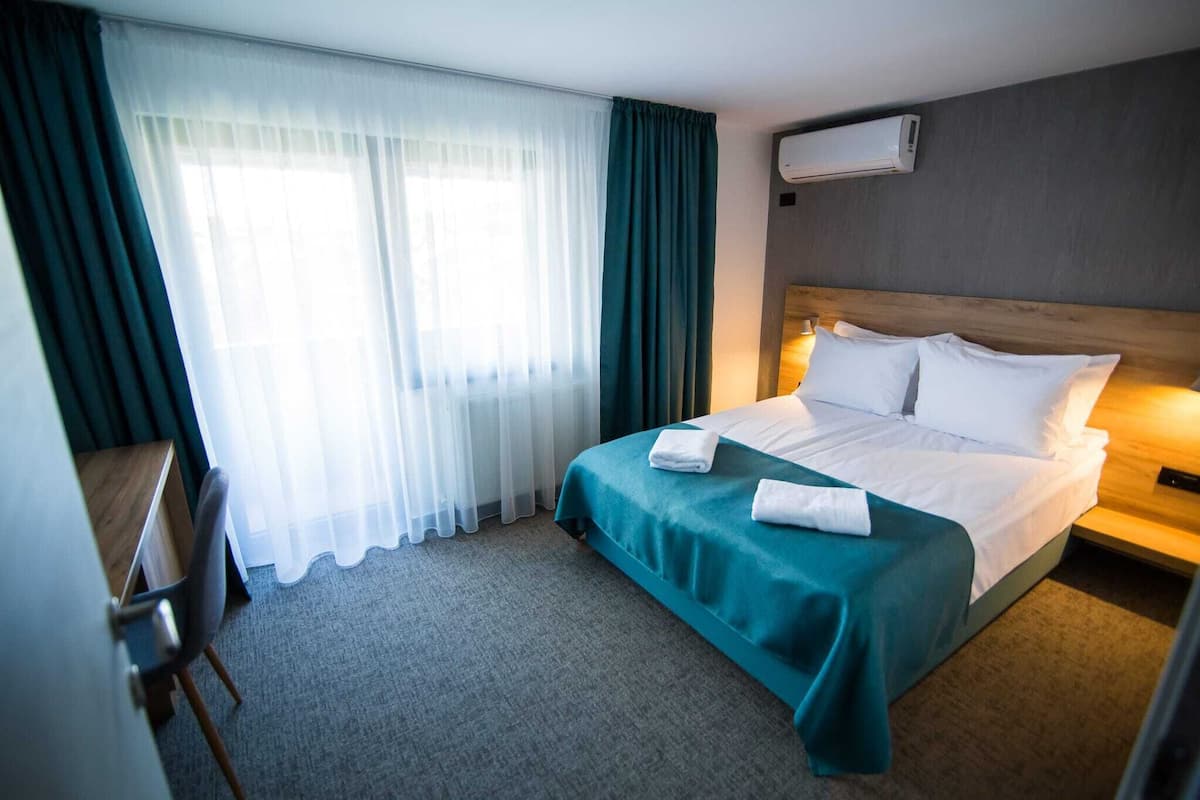 1 slaapkamer, een bureau, verduisterende gordijnen, gratis wifi