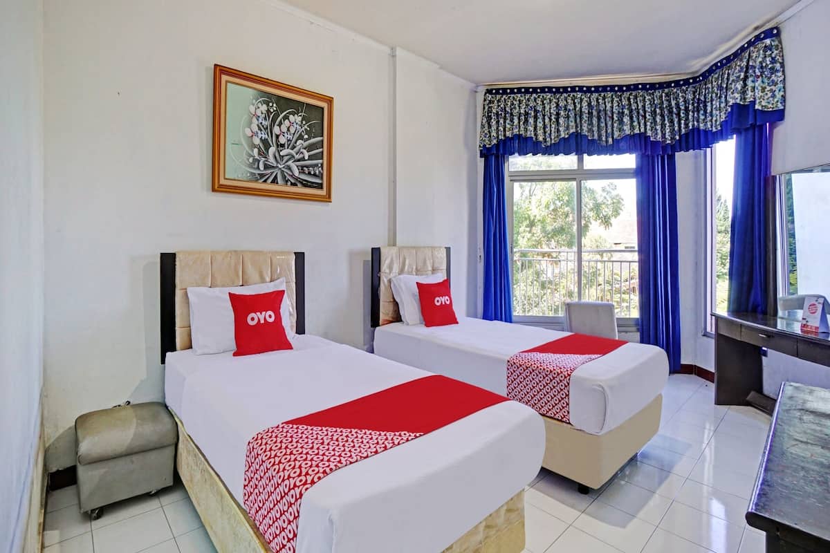 Standard Twin Room | 1 bedroom, desk, free WiFi, bed sheets