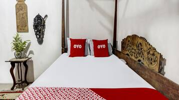 Standard Double Room | Free WiFi, bed sheets