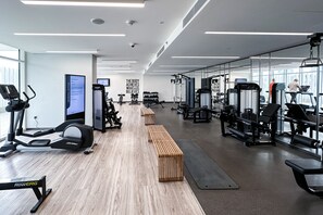 Fitness facility - Glamorous 3BR with Marina view (Dubai)