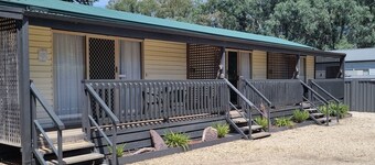 Alexandra Parklife. Deluxe Studio 2