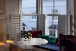 House - Caldey Bay Apartment - Lovely Sea Views (Tenby)