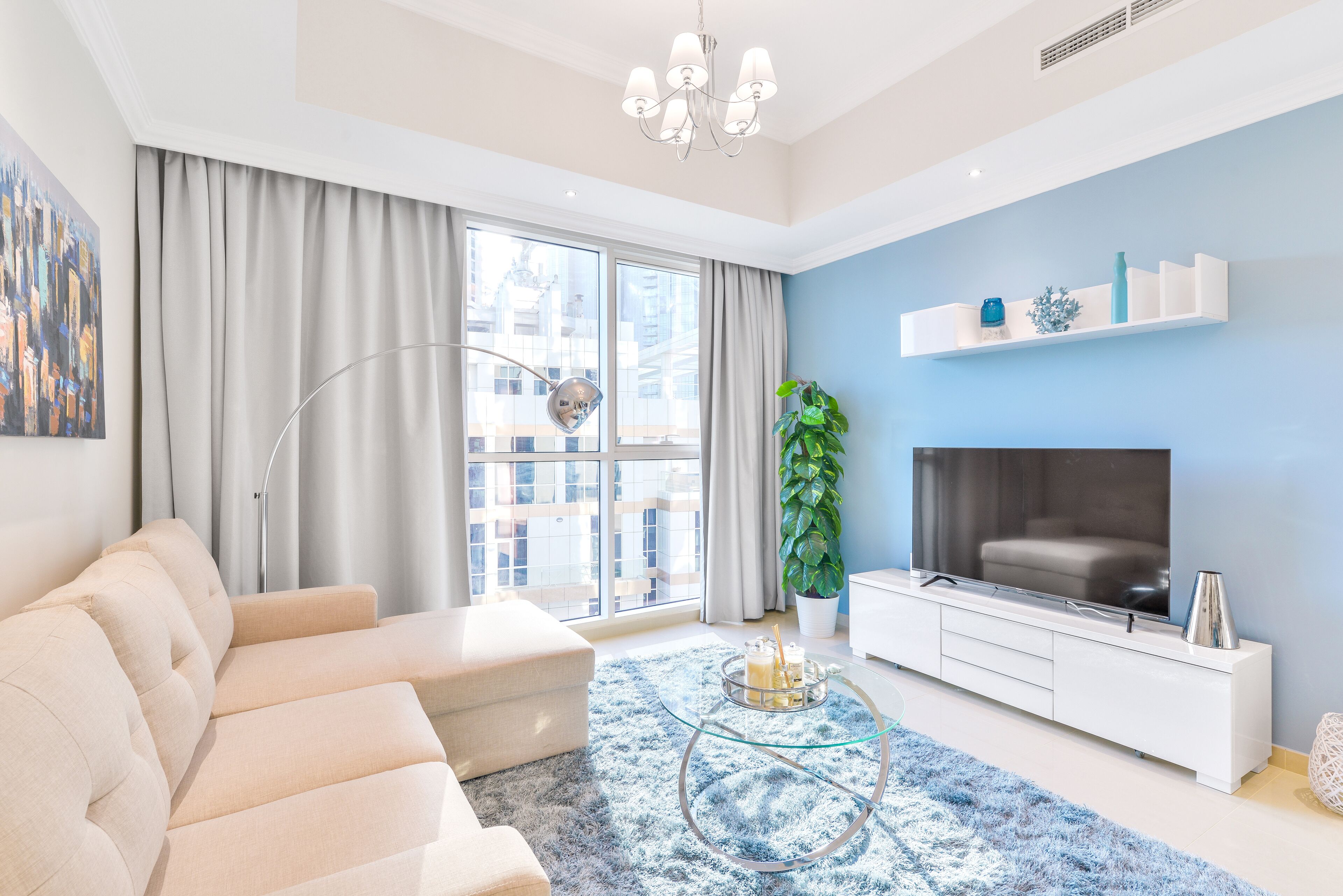 Deluxe 1BR Apartment | Living area