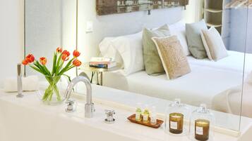 3 slaapkamers, een kluis op de kamer, een strijkplank/strijkijzer