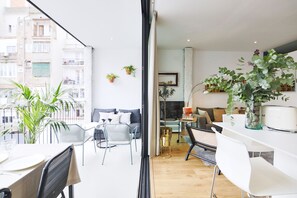 Immagine non classificata, 5 di 34, pulsante