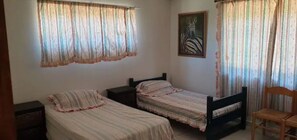 2 chambres, lit parapluie, Wi-Fi, draps fournis