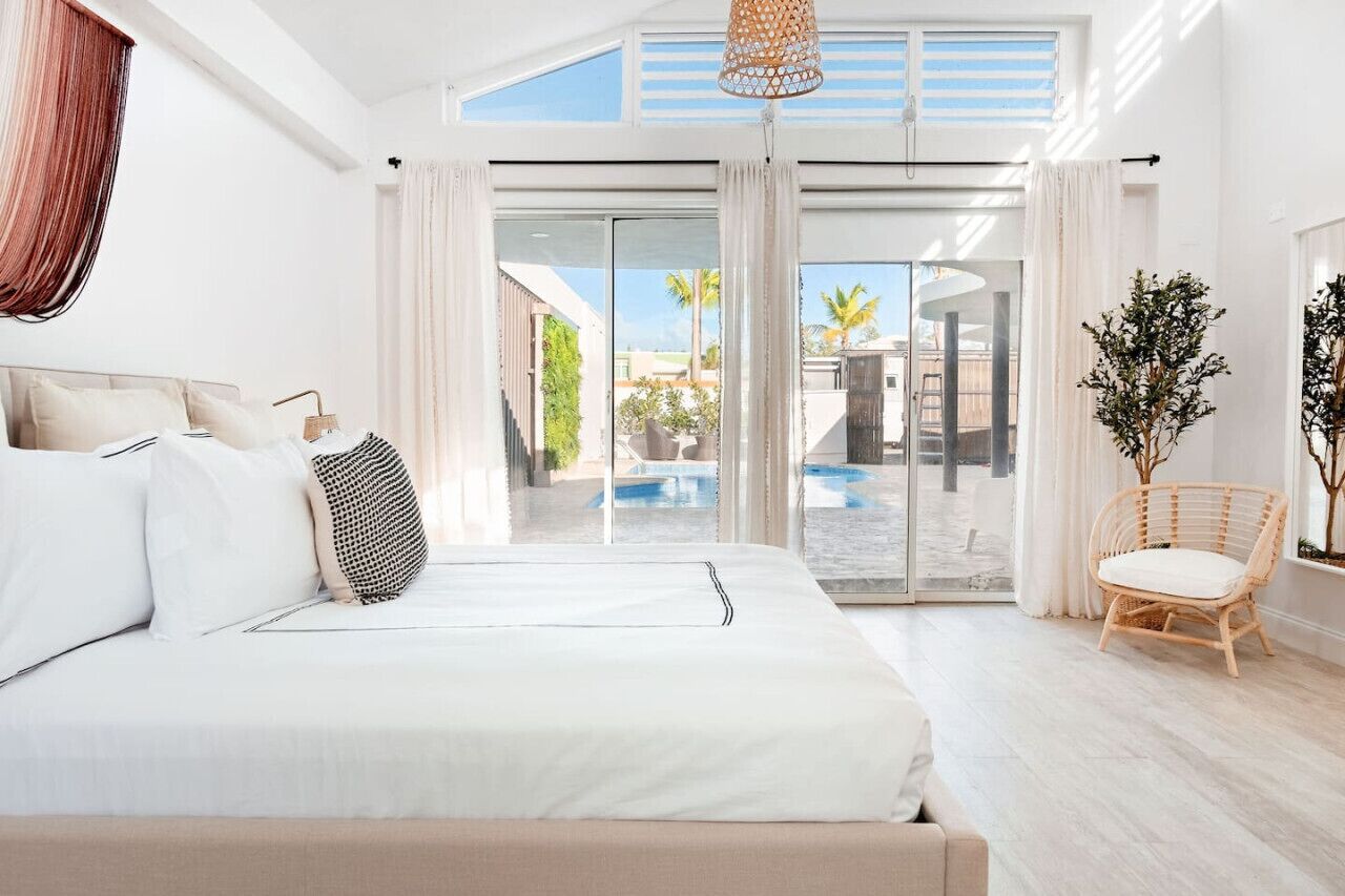 5 bedrooms, iron/ironing board, travel crib, WiFi