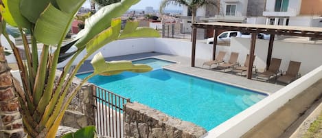 Utomhuspool