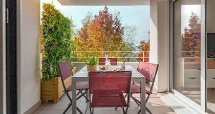 Appartement cosy avec grand balcon et parking privé