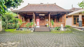 Ngoại thất