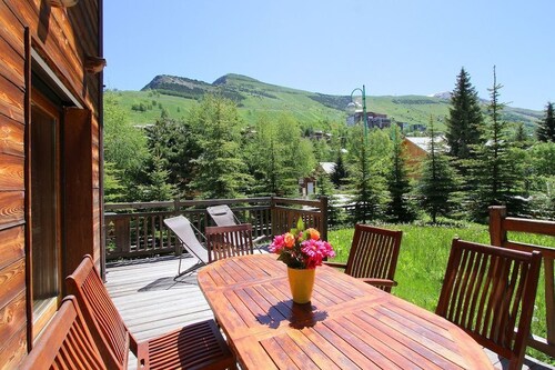 LUXURY CHALET OURS LA DIBONA