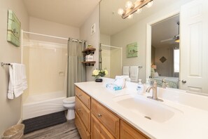 Combined shower/bathtub, hair dryer, towels - Upgraded Las Palmas Resort Poolside Condo | All Inclusive Amenities Resort | #1714 (Saint George)