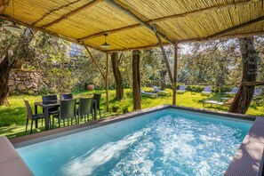 Outdoor pool, sun loungers