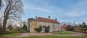 Host & Stay | Silton Hall