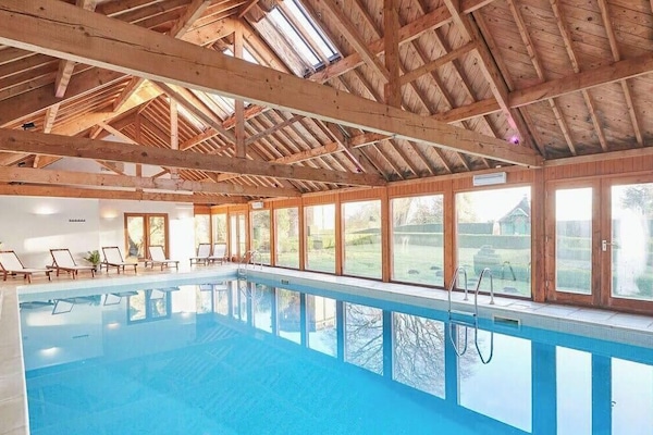 Silton Hall, Nether Silton - Host & Stay