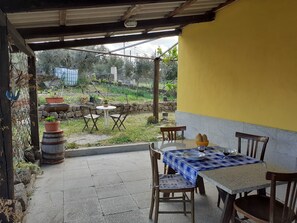 Outdoor dining - Landhaus mit Garten 15 Minuten vom Meer Entfernt (Perfugas)