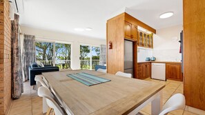 Interior - Unit 2, 12 Ballingalla Apartments overlooking the golf course with Ocean Views (Narooma)